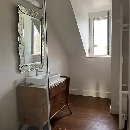 בית נופש Charmante Maison 7 Pers וימרה